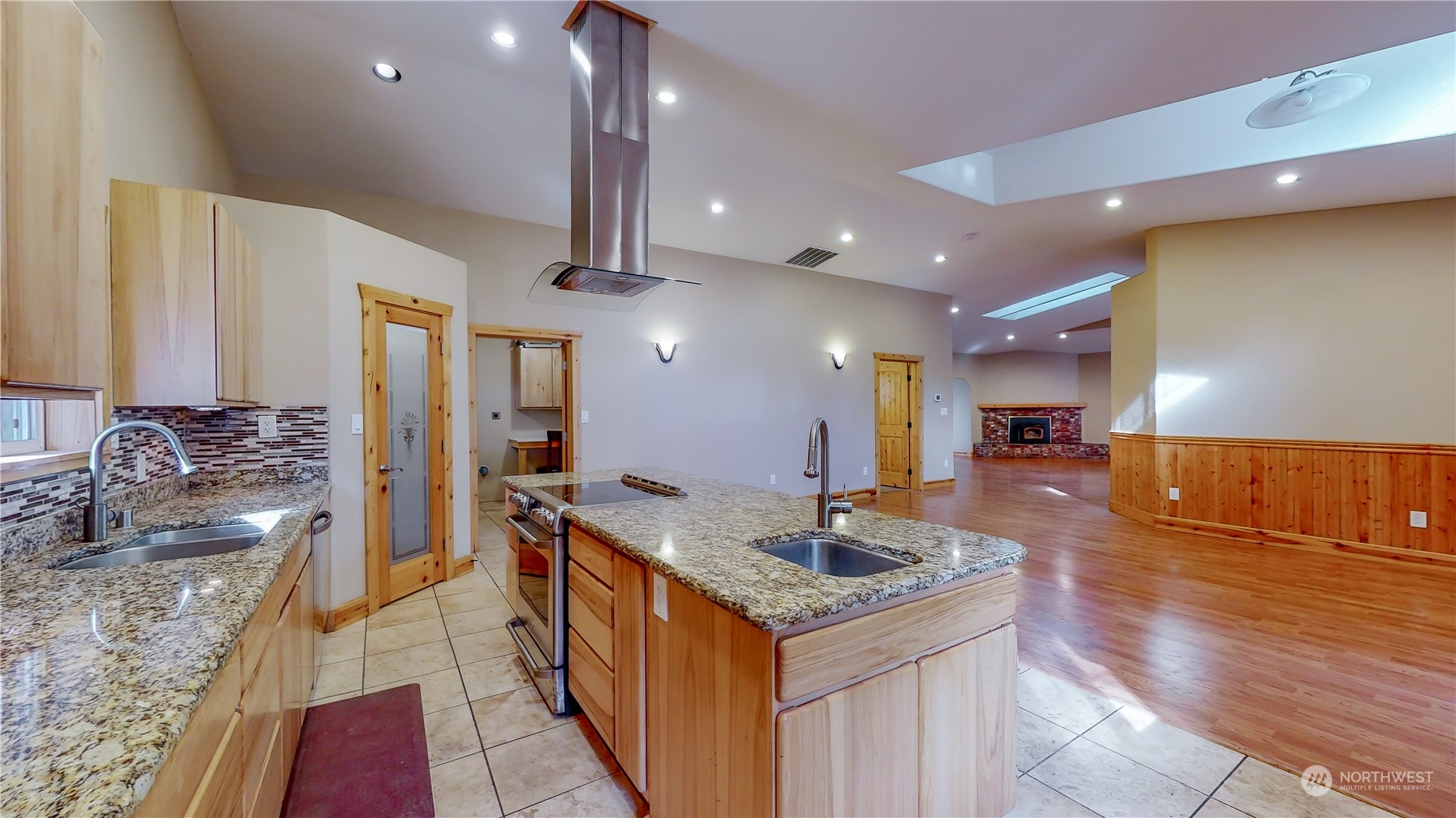 11223 Littlerock Road Southwest Olympia, WA 98512 - Photo 11 of 40 Gallery Image 11