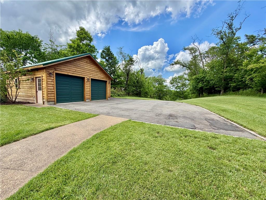 498 Lockwood Road Export, PA 15632 - Photo 4 of 50