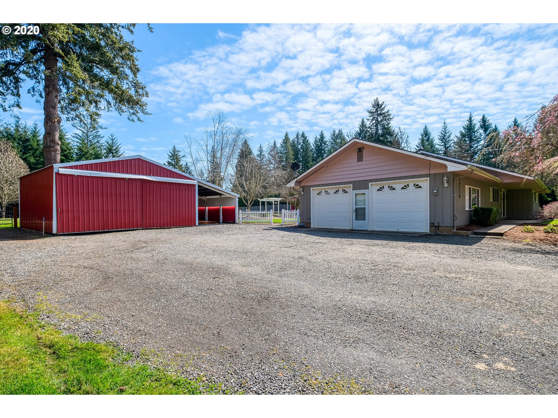 19750 South Hinkle Road Oregon City, OR 97045 - Photo 1 of 28