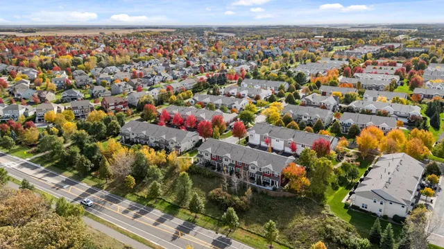 $284,900 | 3307 Hazel Trail, Unit C, Woodbury, MN 55129