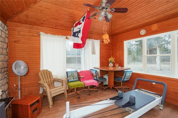 $599,000 | 25303 Highway 169, Garnett, KS 66032