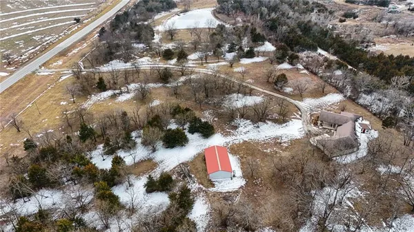 $599,000 | 25303 Highway 169, Garnett, KS 66032