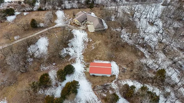 $599,000 | 25303 Highway 169, Garnett, KS 66032