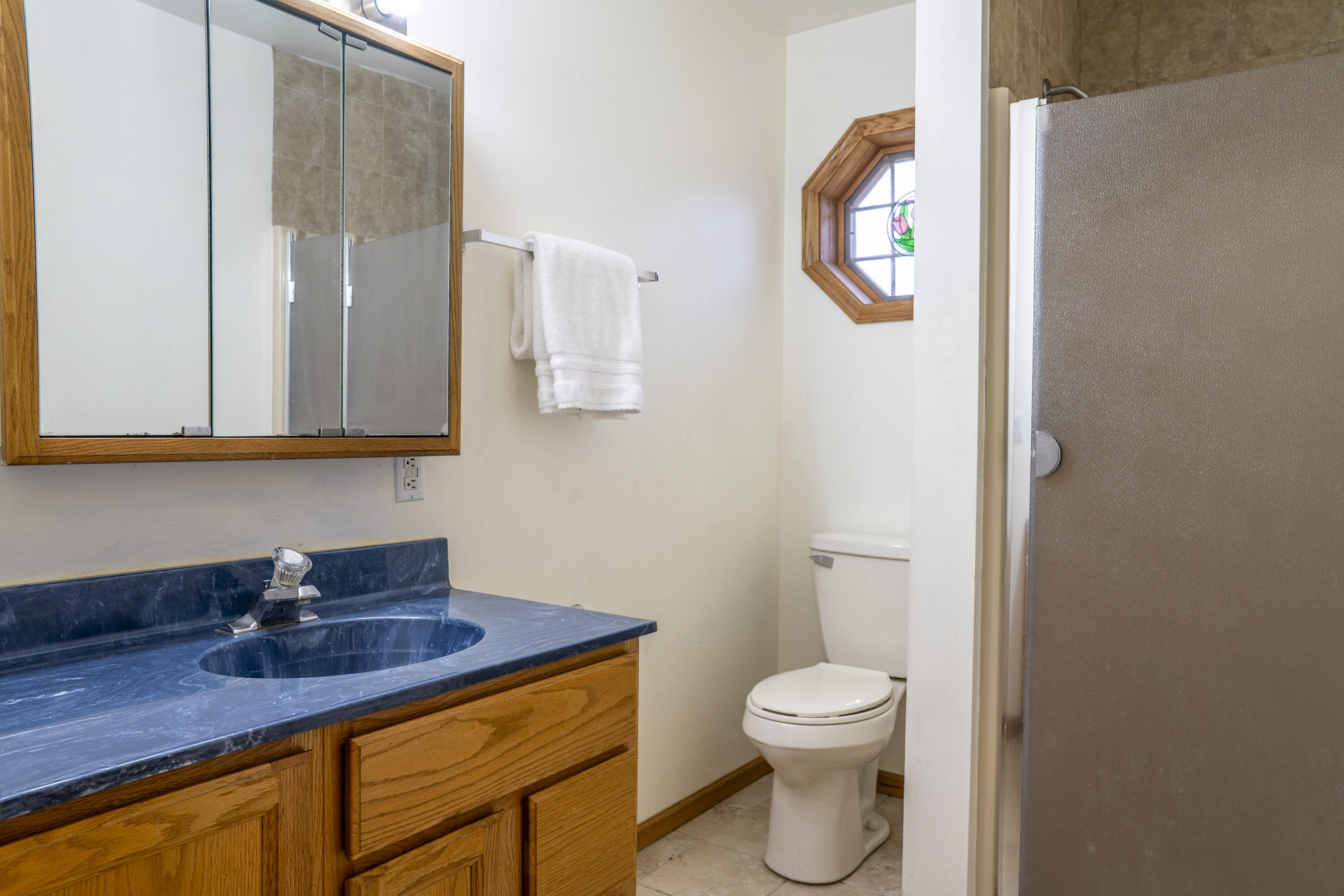 634 Meier Lane Onalaska, WI 54650 - Photo 15 of 34 Bathroom