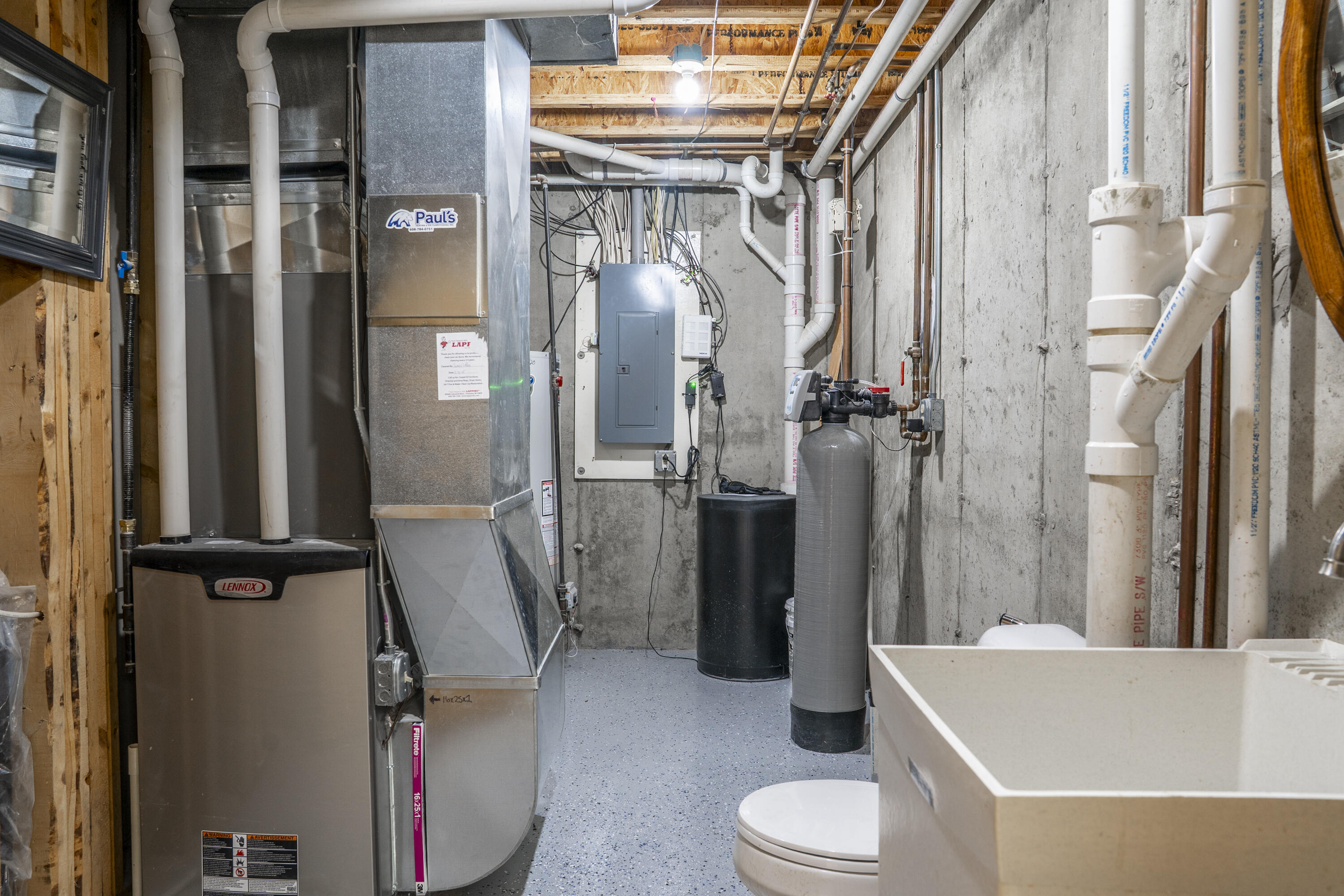 634 Meier Lane Onalaska, WI 54650 - Photo 30 of 34 634 Meier Ln-58