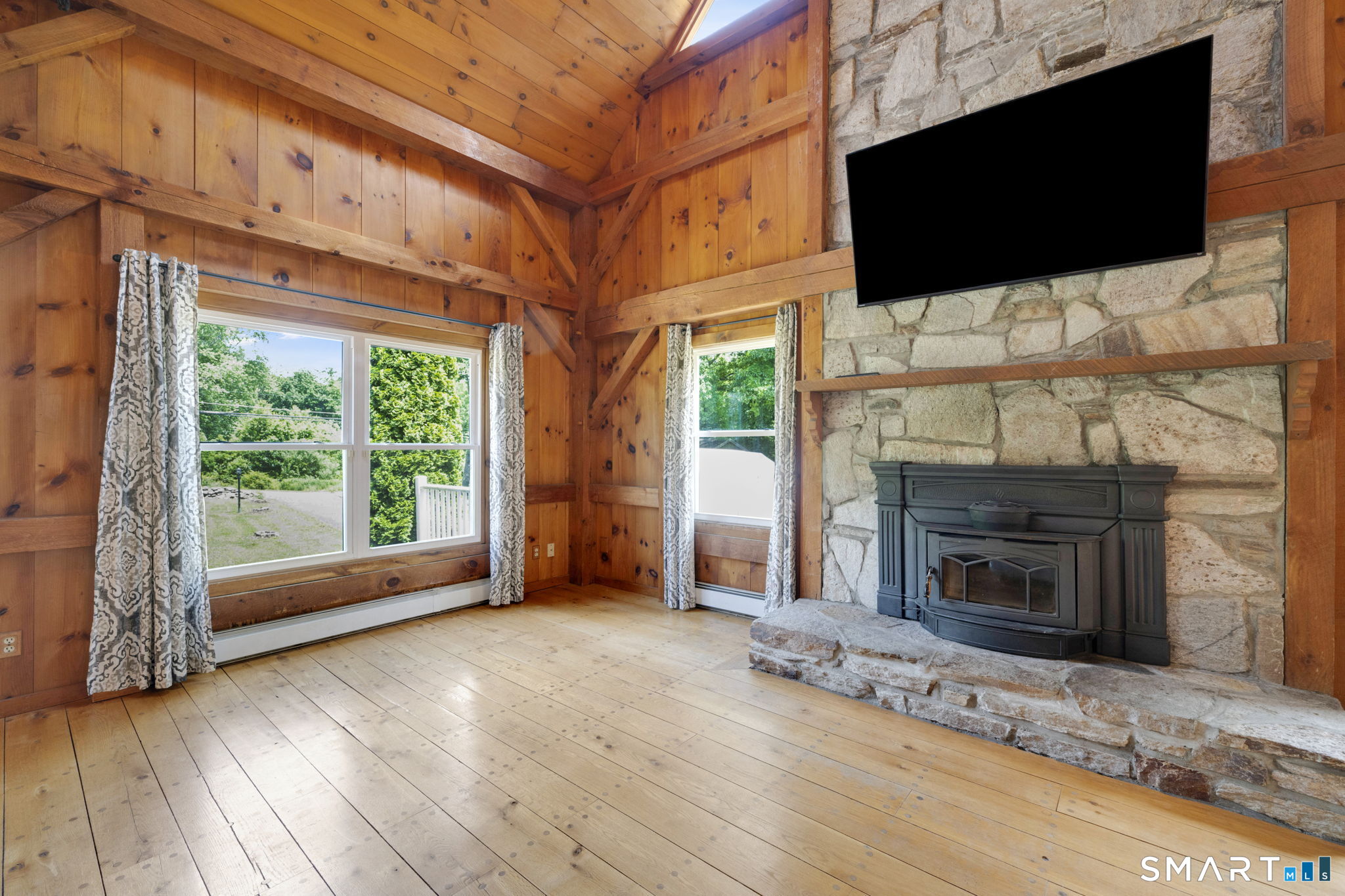 240 Wrights Mill Road Coventry, CT 06238 - Photo 4 of 40