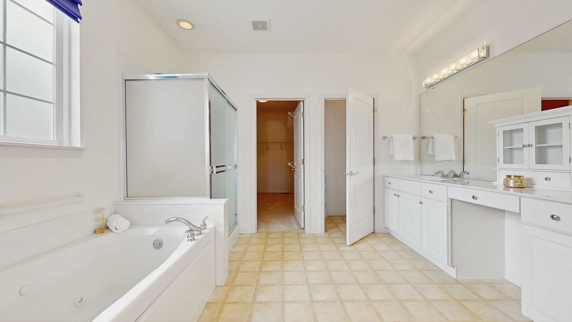 13615 Moonlight Ridge Court Huntley, IL 60142 - Photo 17 of 38 Gallery Image 17