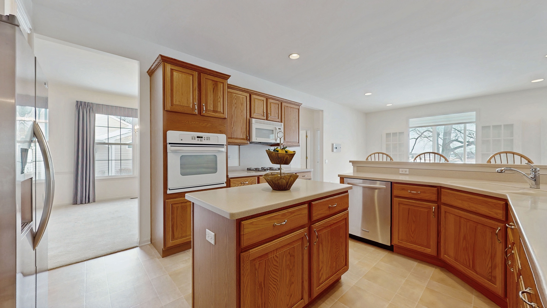 13615 Moonlight Ridge Court Huntley, IL 60142 - Photo 9 of 38 Gallery Image 9