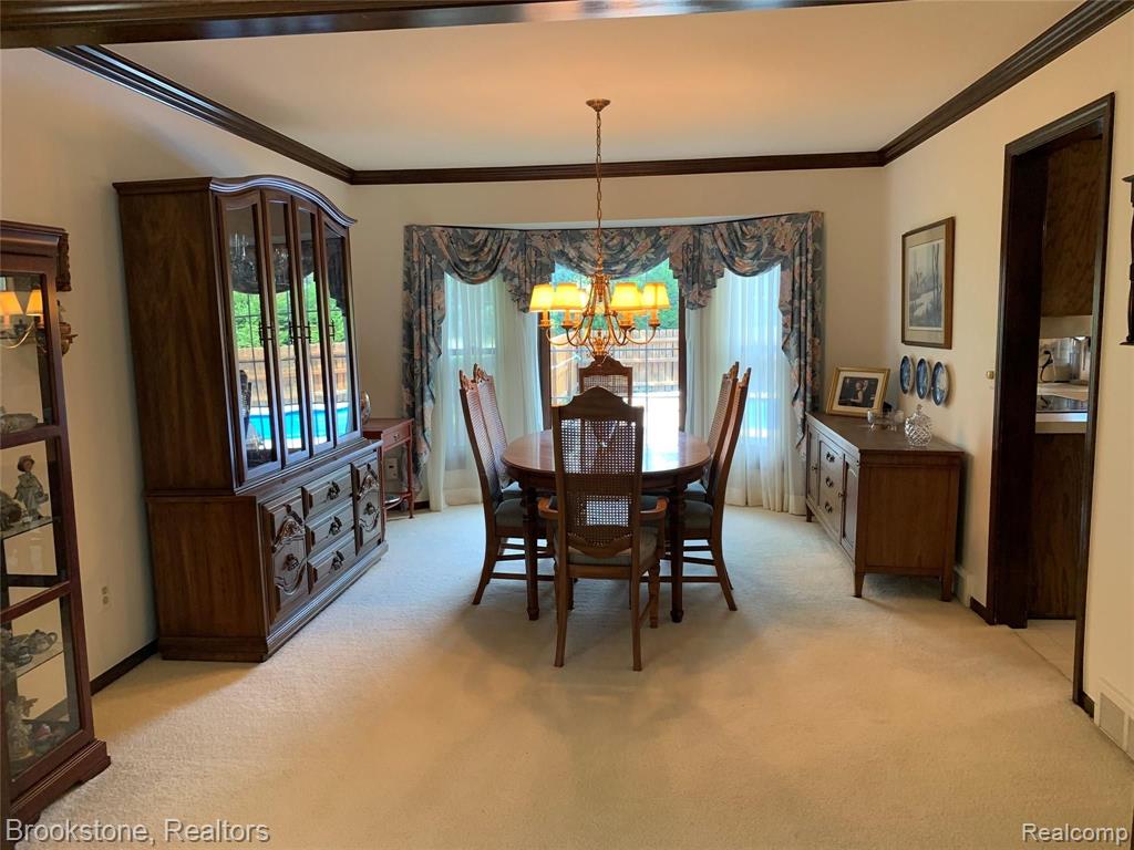 439 Cypress Court Rochester Hills, MI 48309 - Photo 13 of 59