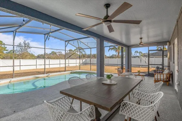 $685,000 | 673 Red Pepper Loop, Chuluota, FL 32766