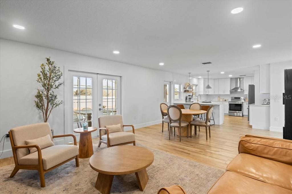 673 Red Pepper Loop Chuluota, FL 32766 - Photo 4 of 32