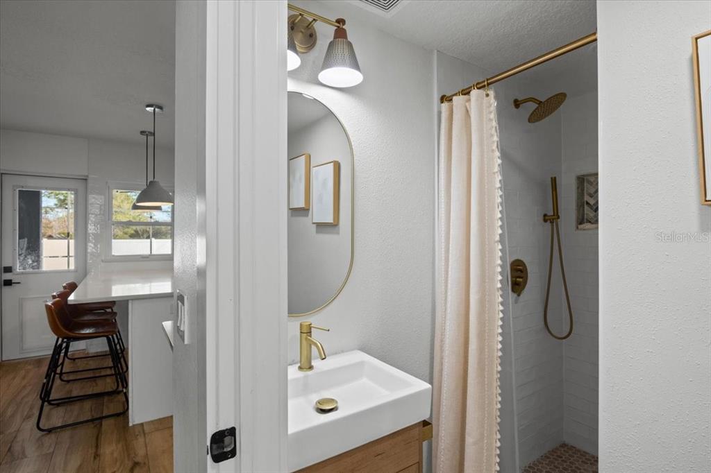 673 Red Pepper Loop Chuluota, FL 32766 - Photo 10 of 32