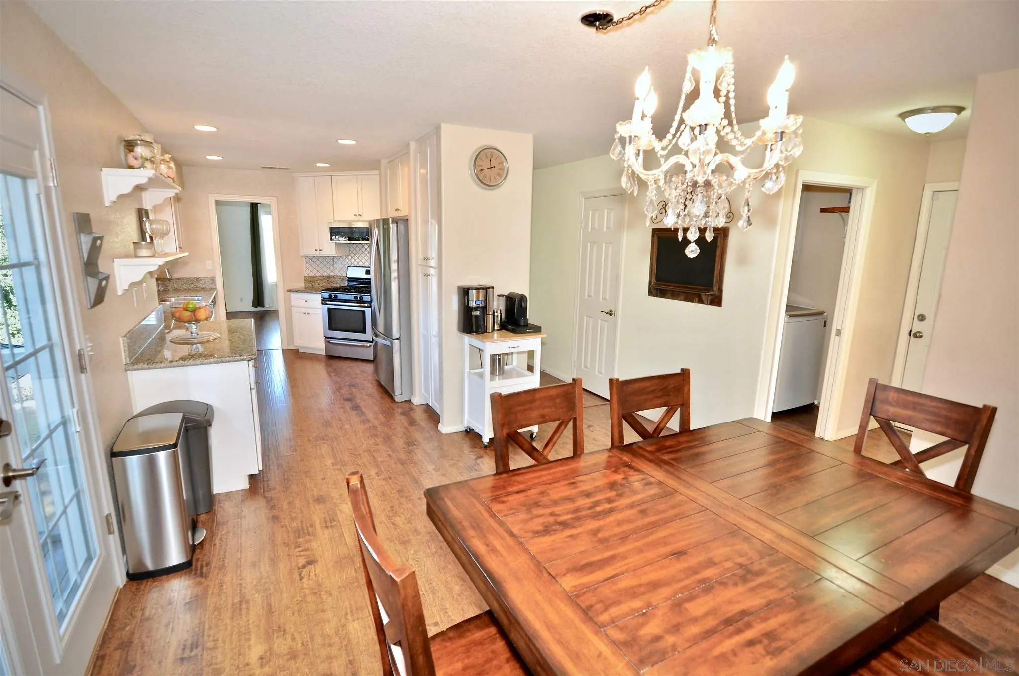 24708 Bjoin Road Ramona, CA 92065 - Photo 8 of 31 Gallery Image 8