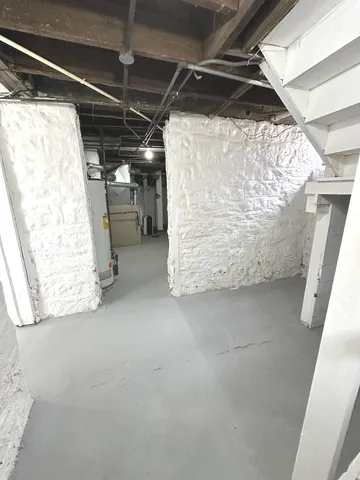 $1,100 | 408 South Gardiner Avenue, Unit 2, Rockford, IL 61104