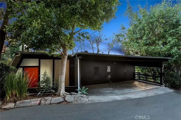 $6,000 | 7912 Willow Glen Road, Los Angeles, CA 90046