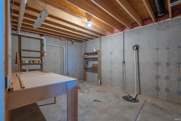 $475,000 | 1773 West Russell Avenue, Warsaw, IN 46580