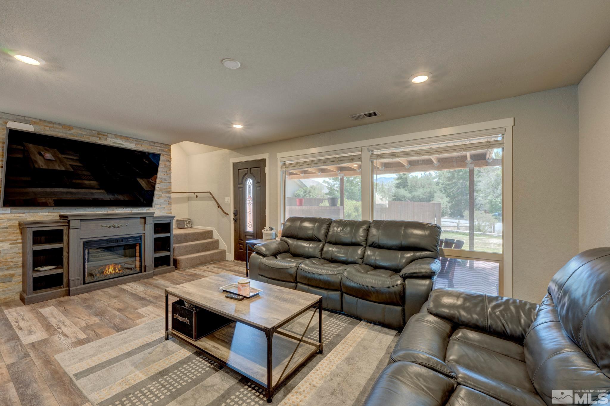 17435 Cold Springs Drive Reno, NV 89508 - Photo 8 of 29 Photo 8