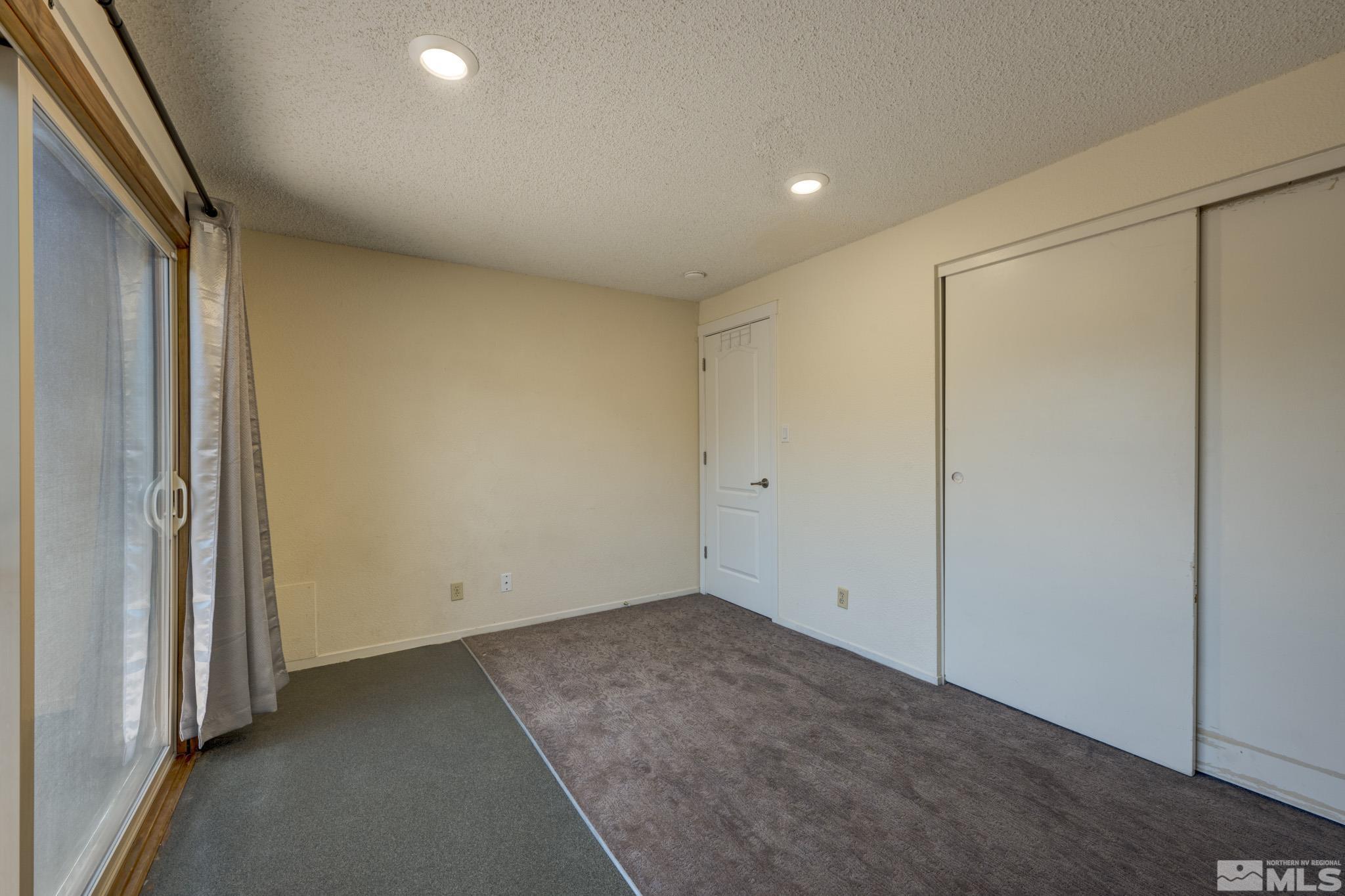 17435 Cold Springs Drive Reno, NV 89508 - Photo 10 of 29 Photo 10