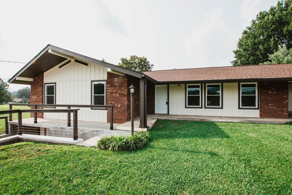 302 Pine Mountain Road Pigeon Forge, TN 37863 - Photo 4 of 40