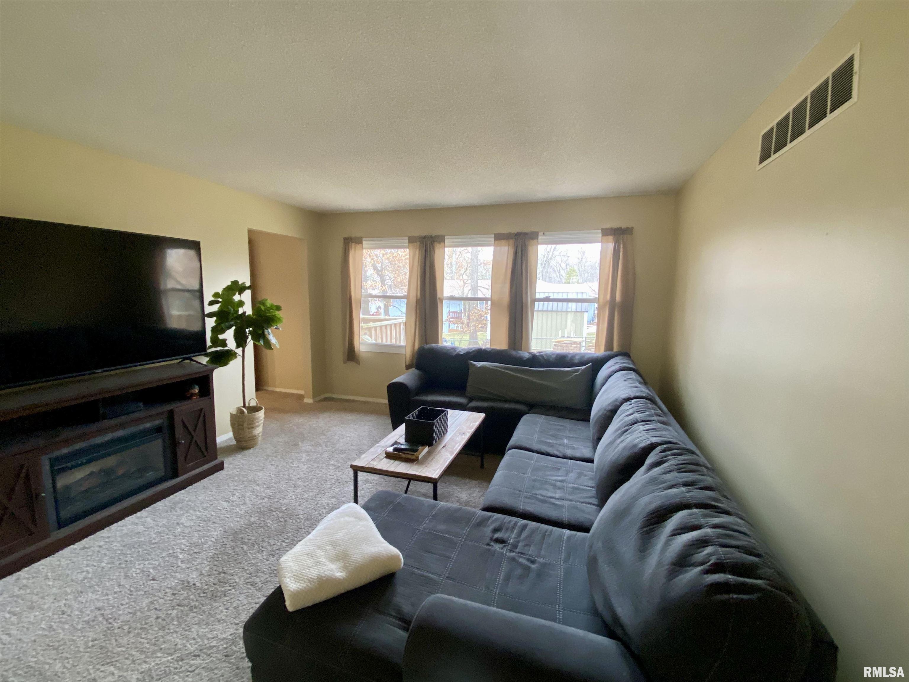 14 Indian Trail Road Macomb, IL 61455 - Photo 12 of 30 Gallery Image 12