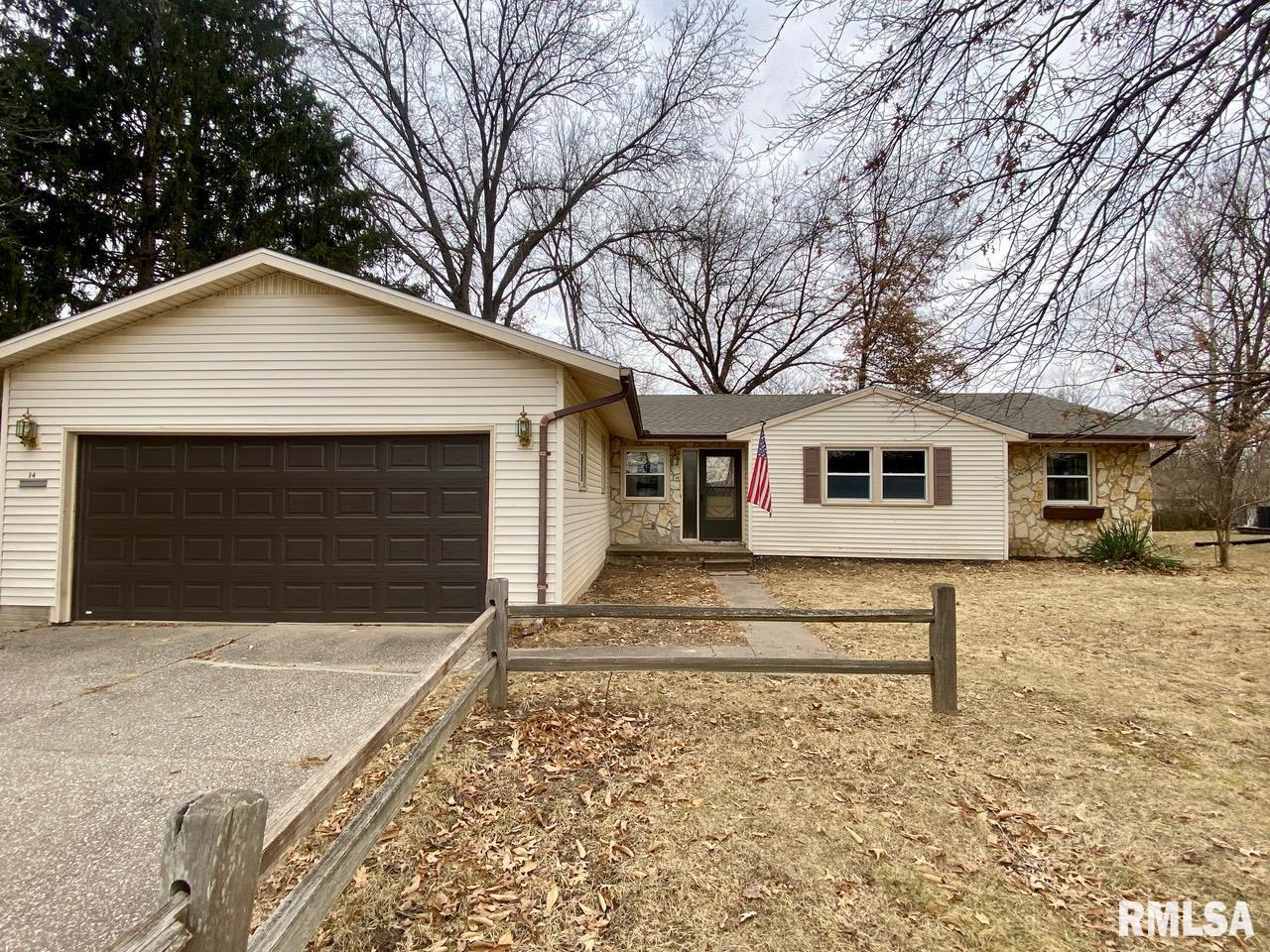 14 Indian Trail Road Macomb, IL 61455 - Photo 4 of 30 Gallery Image 4