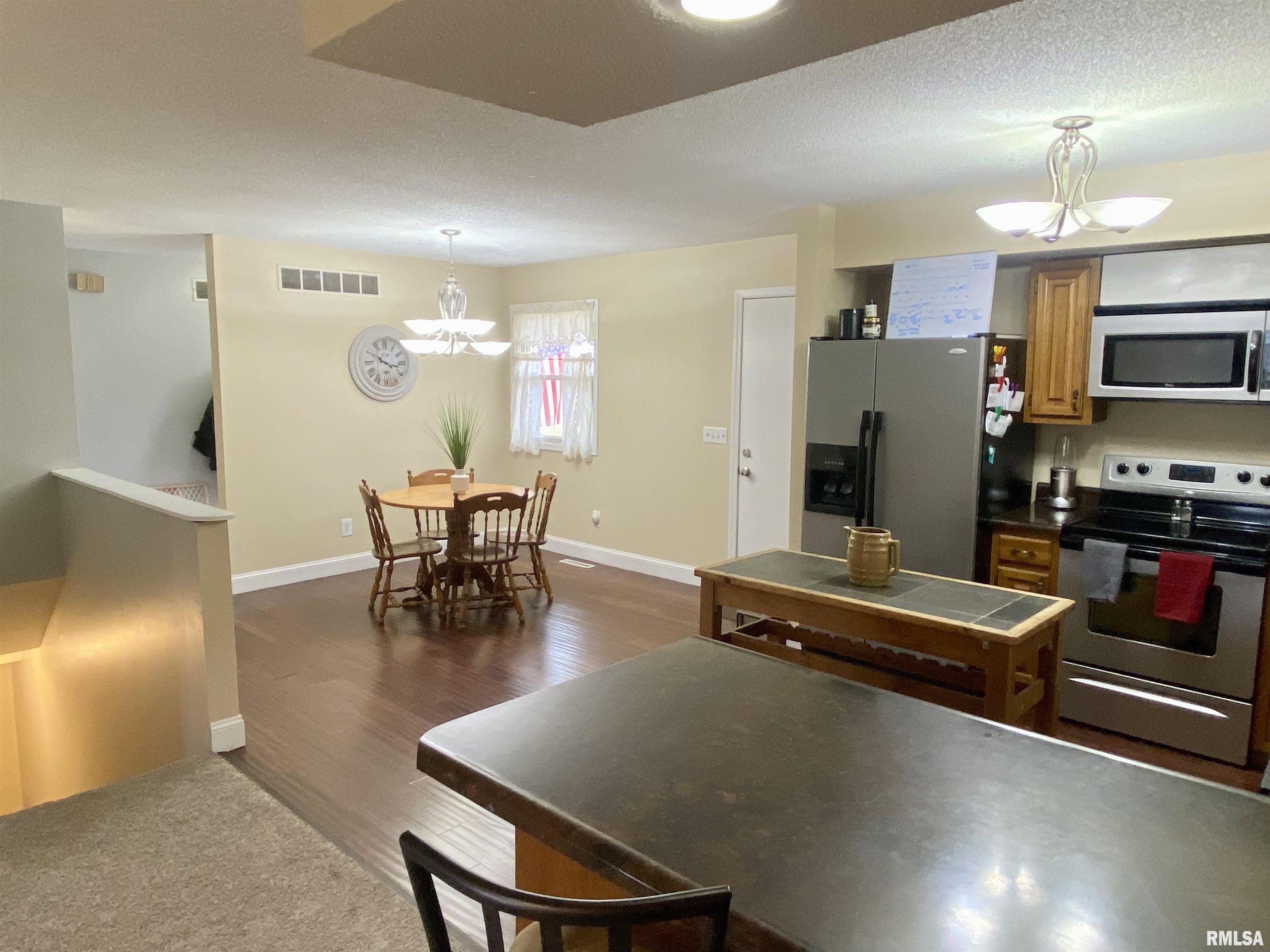 14 Indian Trail Road Macomb, IL 61455 - Photo 7 of 30 Gallery Image 7