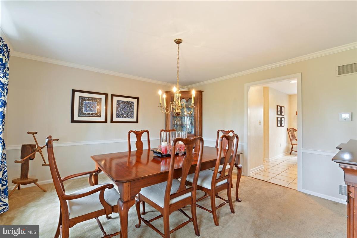 151 Bushong Road Leola, PA 17540 - Photo 4 of 45 Formal Dining