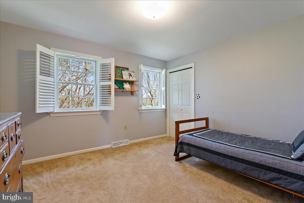 151 Bushong Road Leola, PA 17540 - Photo 33 of 45 Large Bedroom 3