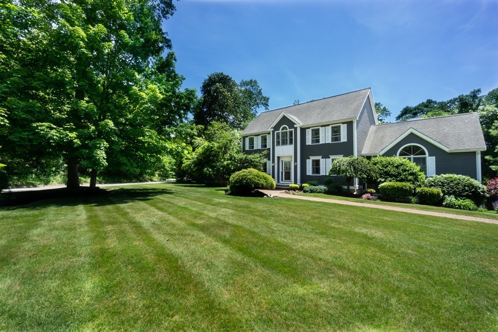 2 Mansfield Road Middleton, MA 01949 - Photo 2 of 30 Gallery Image 2
