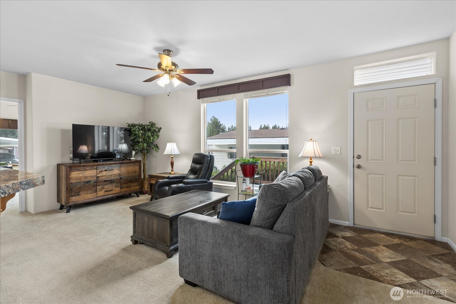 620 112th Street Southeast, Unit 196 Everett, WA 98208 - Photo 3 of 38