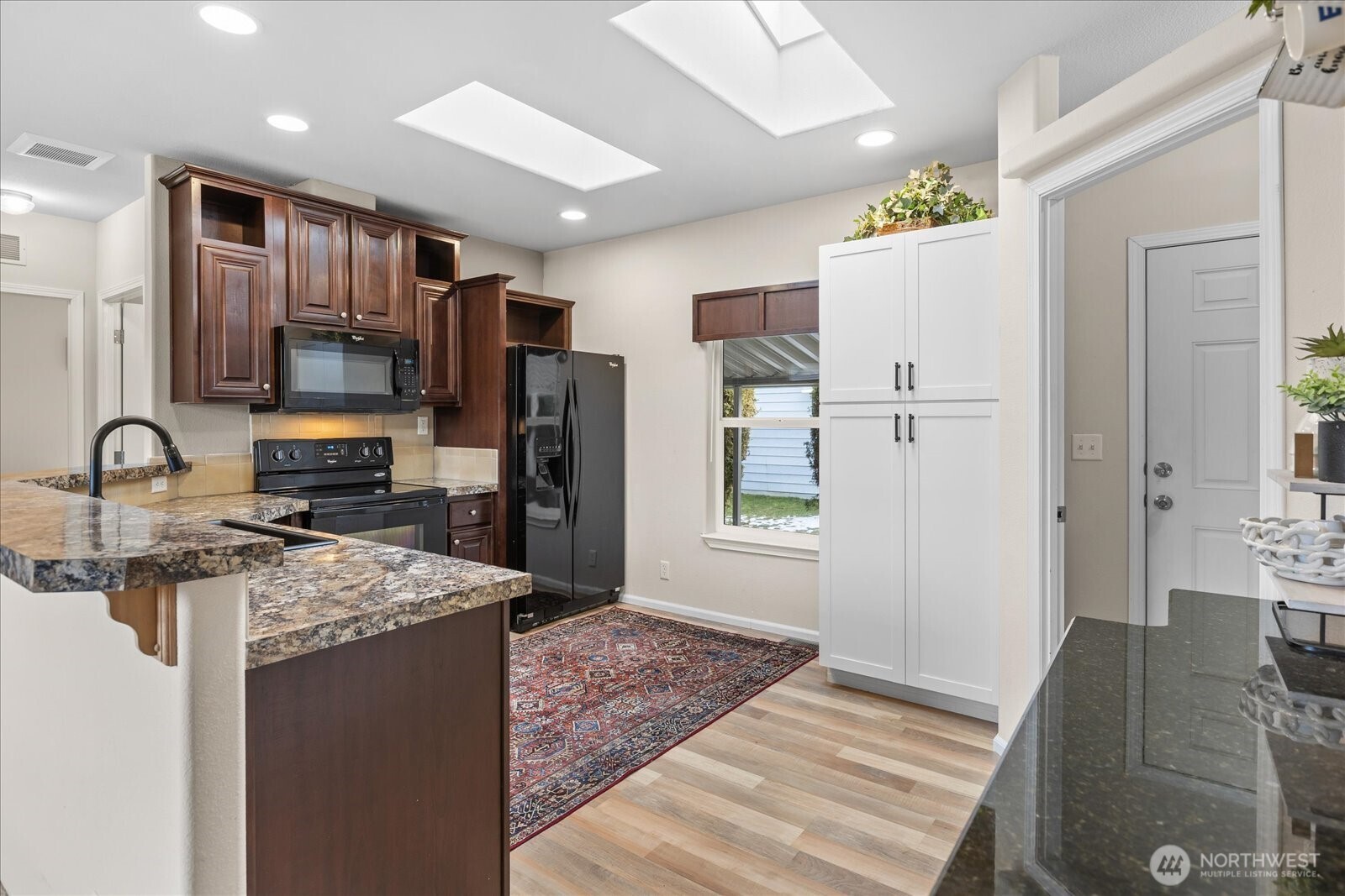 620 112th Street Southeast, Unit 196 Everett, WA 98208 - Photo 6 of 38