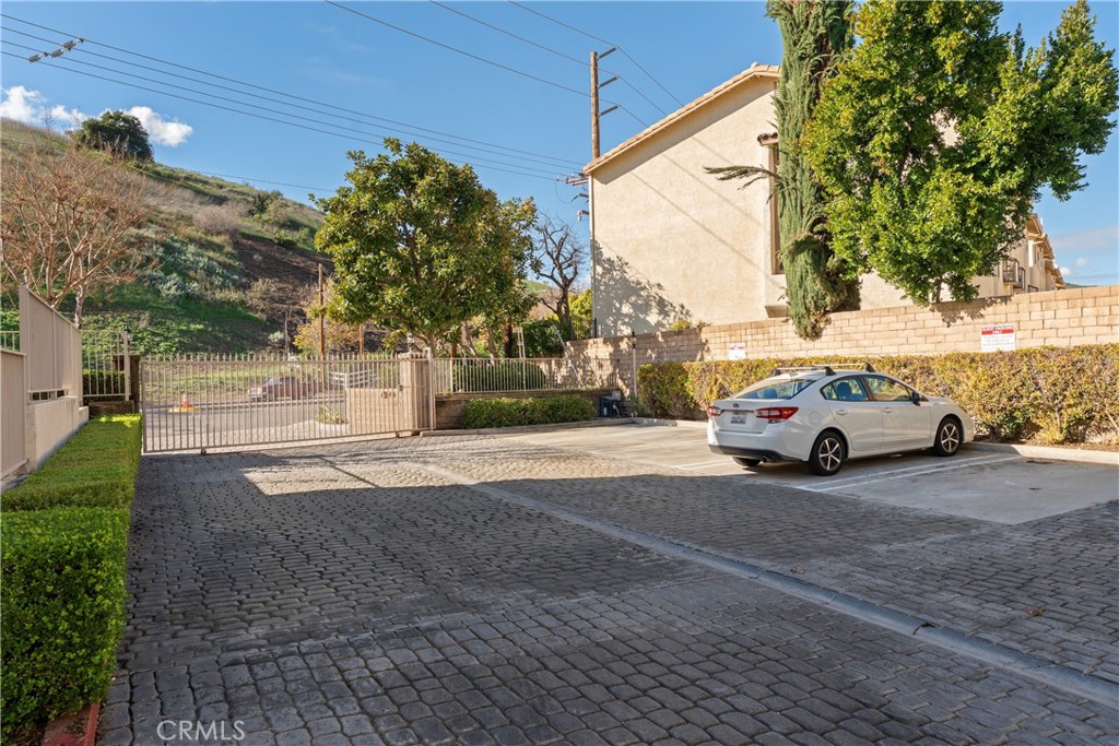 5340 Las Virgenes Road, Unit 11 Calabasas, CA 91302 - Photo 34 of 40
