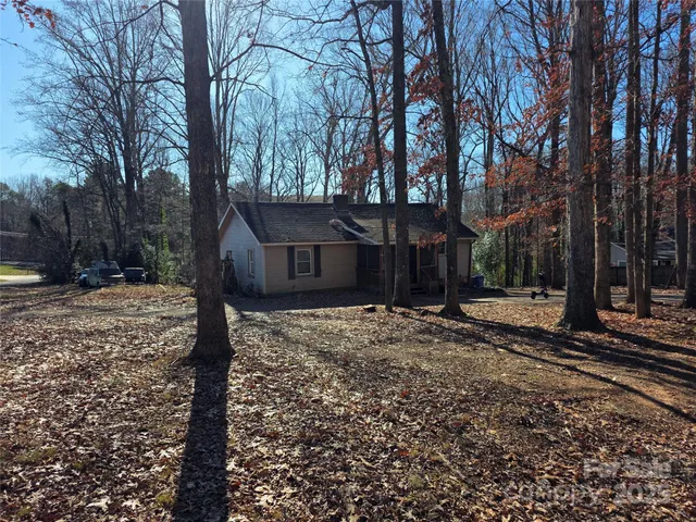 $240,000 | 11124 Pine Grove Avenue, Mint Hill, NC 28227