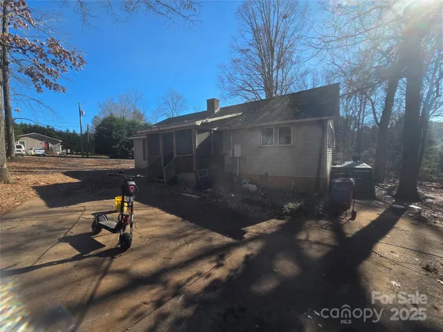 $240,000 | 11124 Pine Grove Avenue, Mint Hill, NC 28227