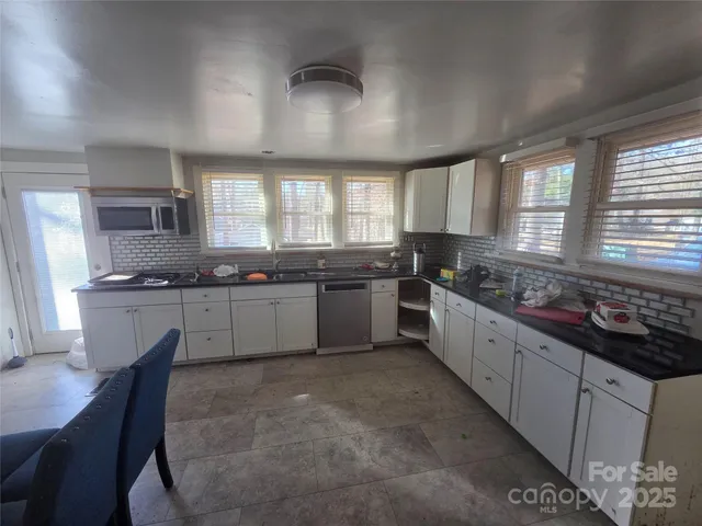 $240,000 | 11124 Pine Grove Avenue, Mint Hill, NC 28227