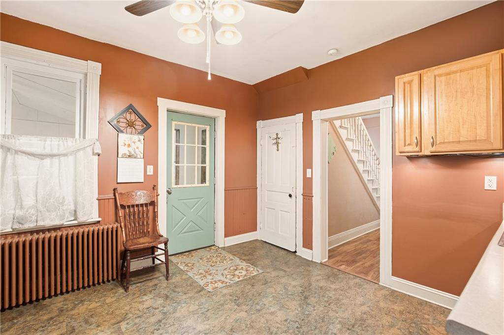 126 Welsh Hill Road Friedens, PA 15541 - Photo 5 of 31 workspace with windows