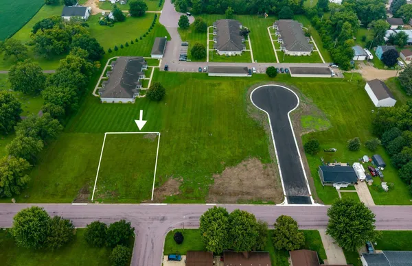 $41,000 | 135 Flanders Avenue Southeast, Madelia, MN 56062