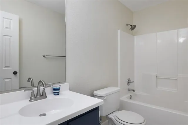 $2,000 | 2321 Brett Drive, Lawrence, KS 66049