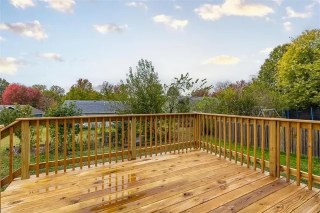 $2,000 | 2321 Brett Drive, Lawrence, KS 66049