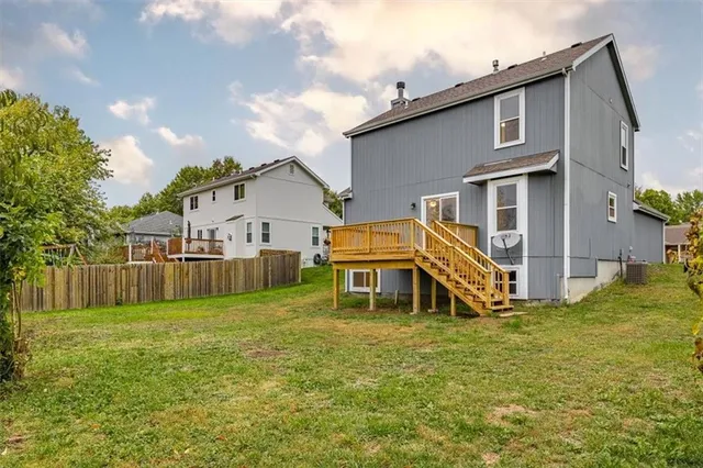 $2,000 | 2321 Brett Drive, Lawrence, KS 66049