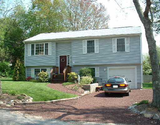 13 Onondega Road Narragansett, RI 02882 - Photo 2 of 4 Other.