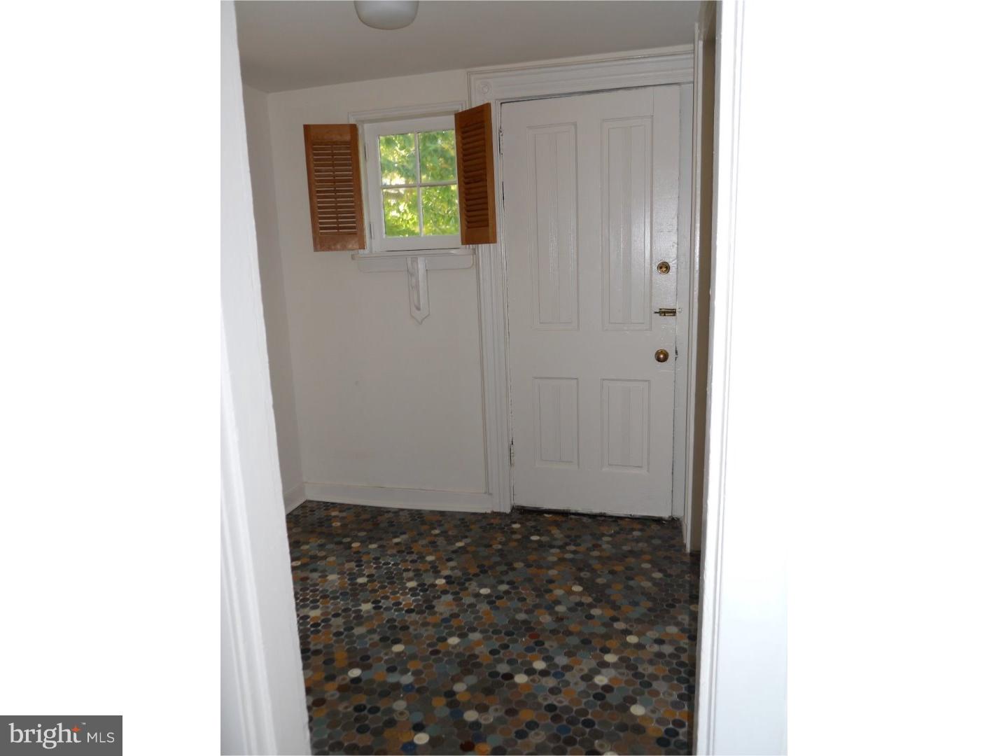 48 South Wyoming Avenue, Unit 1ST R Ardmore, PA 19003 - Photo 4 of 16