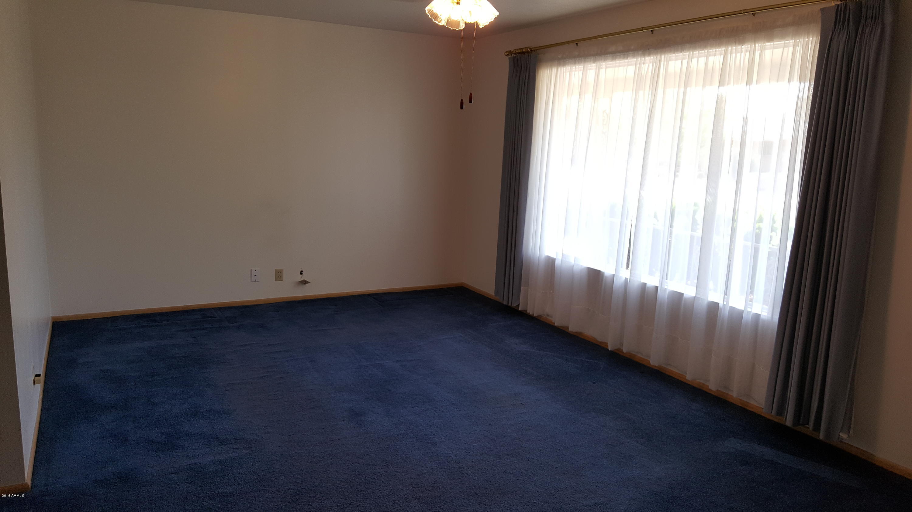 5443 Casper Road Mesa, AZ 85205 - Photo 18 of 24 Living Room