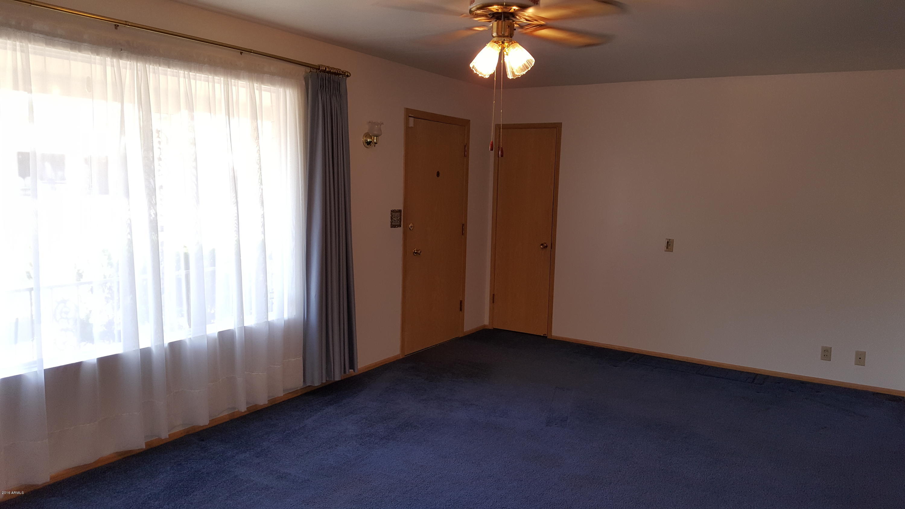 5443 Casper Road Mesa, AZ 85205 - Photo 19 of 24 Living Room
