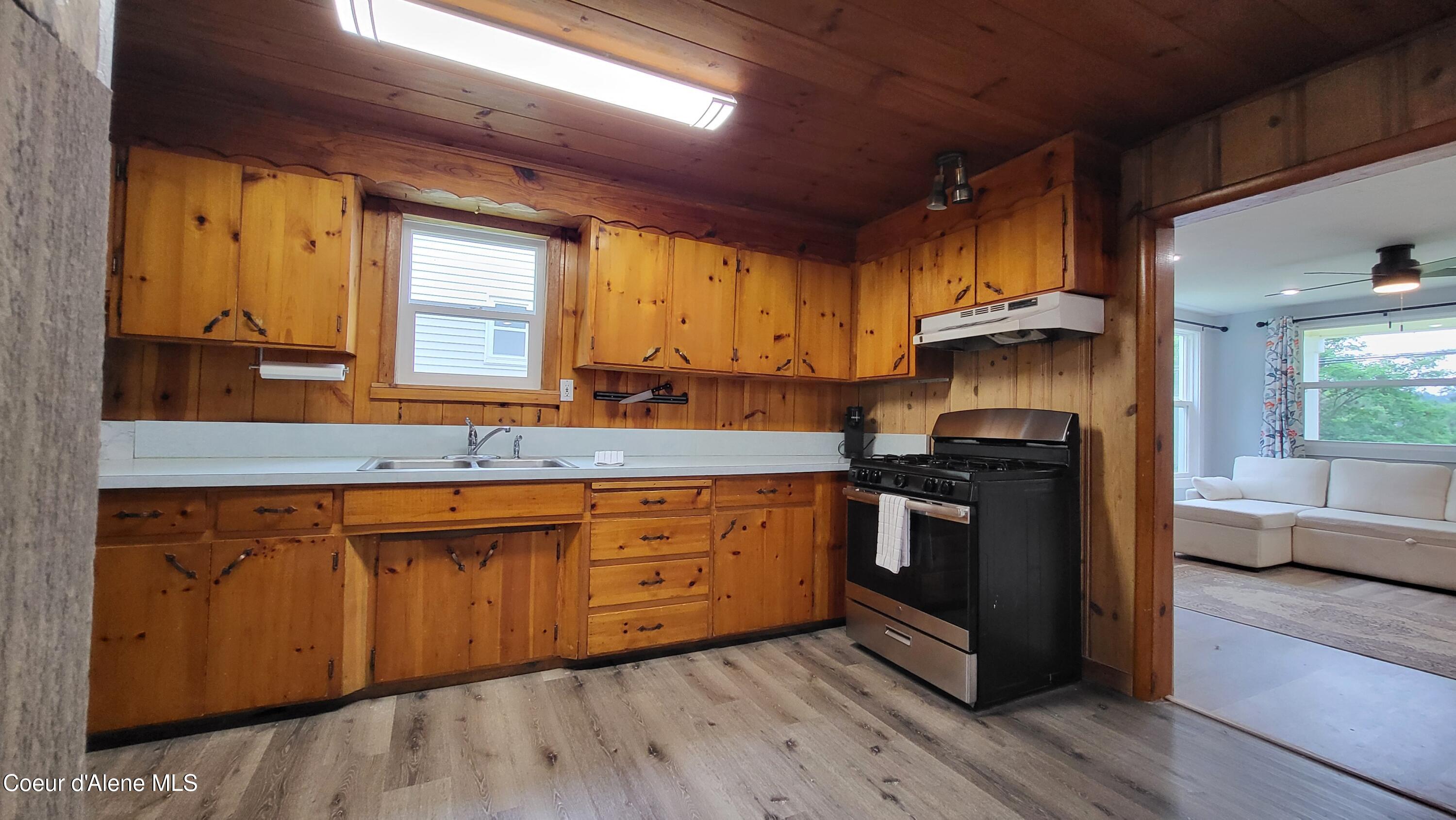 109 Prospect Avenue Harrison, ID 83833 - Photo 19 of 44 20260601_131553