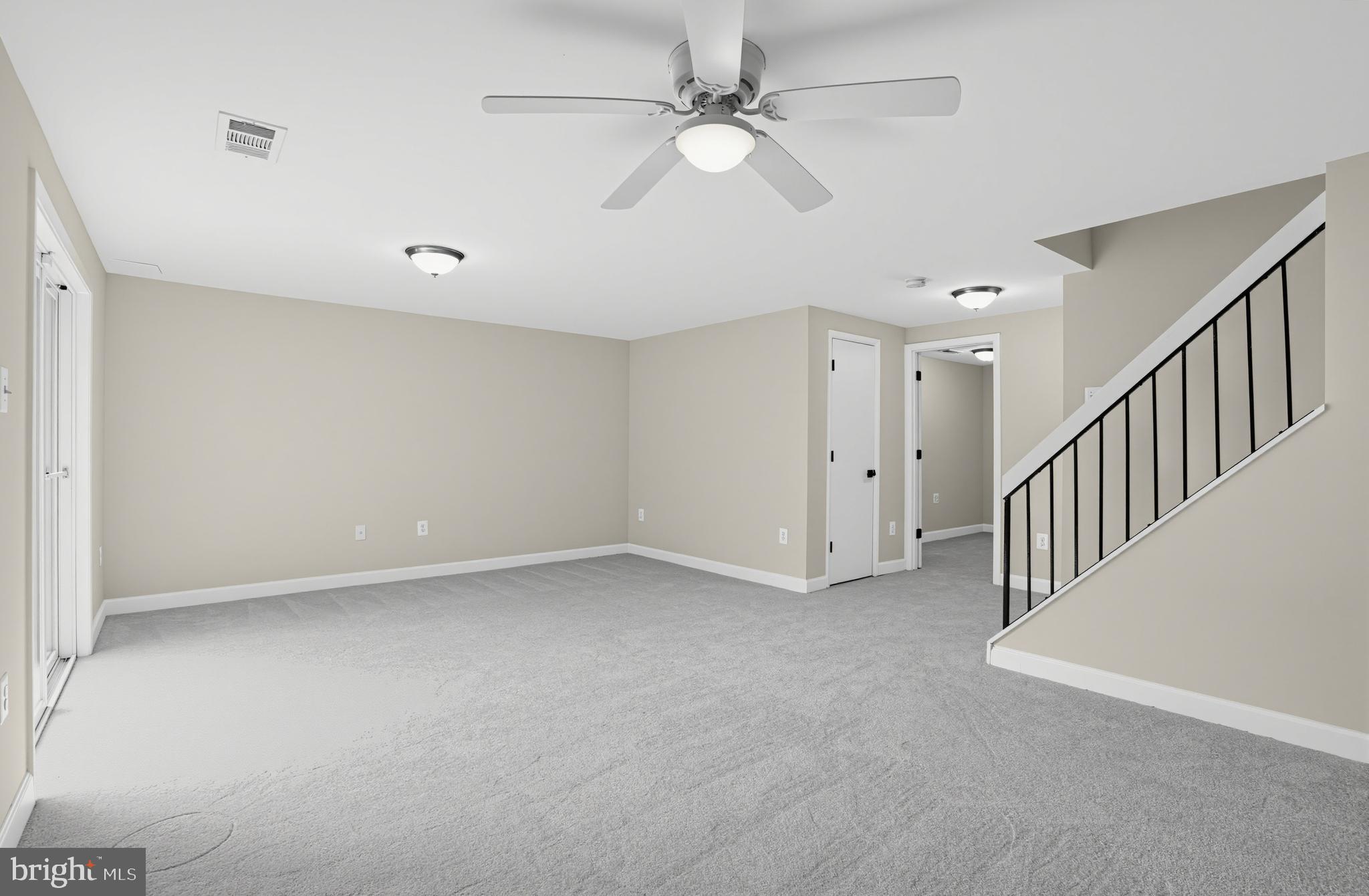 8713 Ridge Hollow Court Springfield, VA 22152 - Photo 22 of 31 Large Walkout - New Carpet