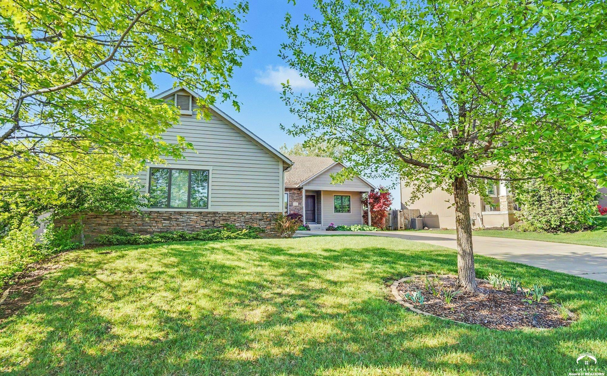 6205 Crystal Lane Lawrence, KS 66049 - Photo 2 of 29