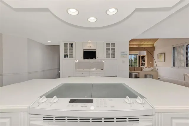 $4,700 | 4900 Ocean Boulevard, Unit 501, Sarasota, FL 34242