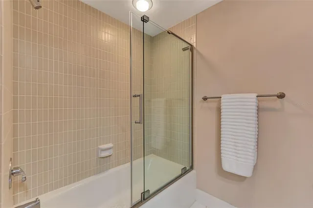 $4,700 | 4900 Ocean Boulevard, Unit 501, Sarasota, FL 34242