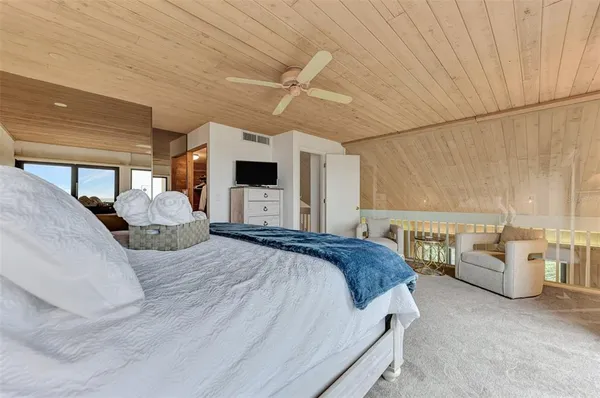 $4,700 | 4900 Ocean Boulevard, Unit 501, Sarasota, FL 34242